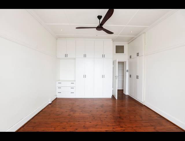 2.5 BEDROOM APARTMENT FOR SALE IN ESSENWOOD